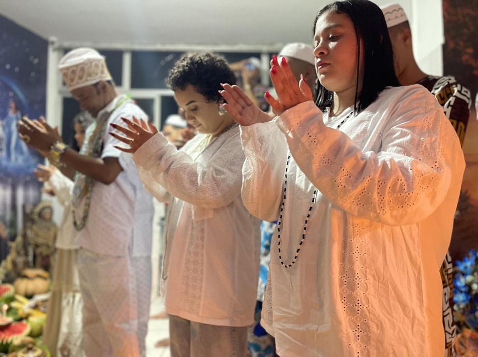 Pai de santo Aritana de Oxóssi destaca práticas diárias para fortalecimento da energia espiritual